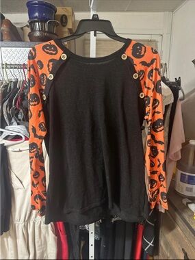 Halloween Pumpkin Sleeve Women's Top - Black and Orange